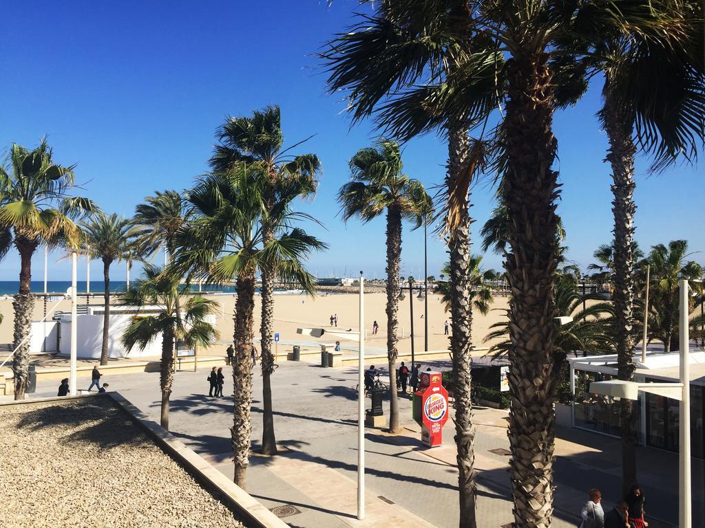 Malvarrosa Beach Rooms バレンシア エクステリア 写真